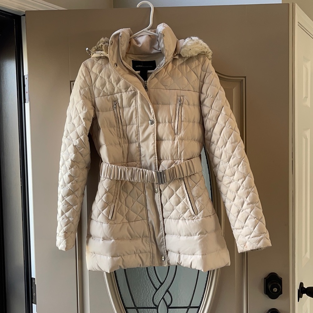 Hooded off white coat Small